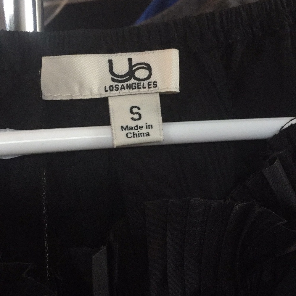 Top - Picture 3 of 3